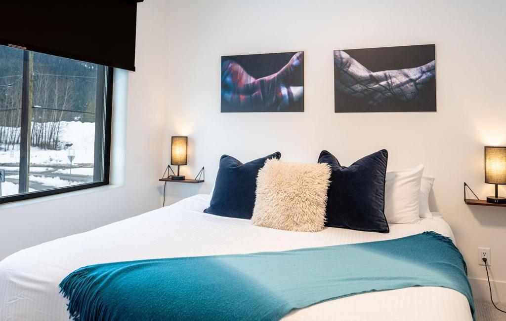 Revel In The Stoke By Revelstoke Vacations Διαμέρισμα Εξωτερικό φωτογραφία